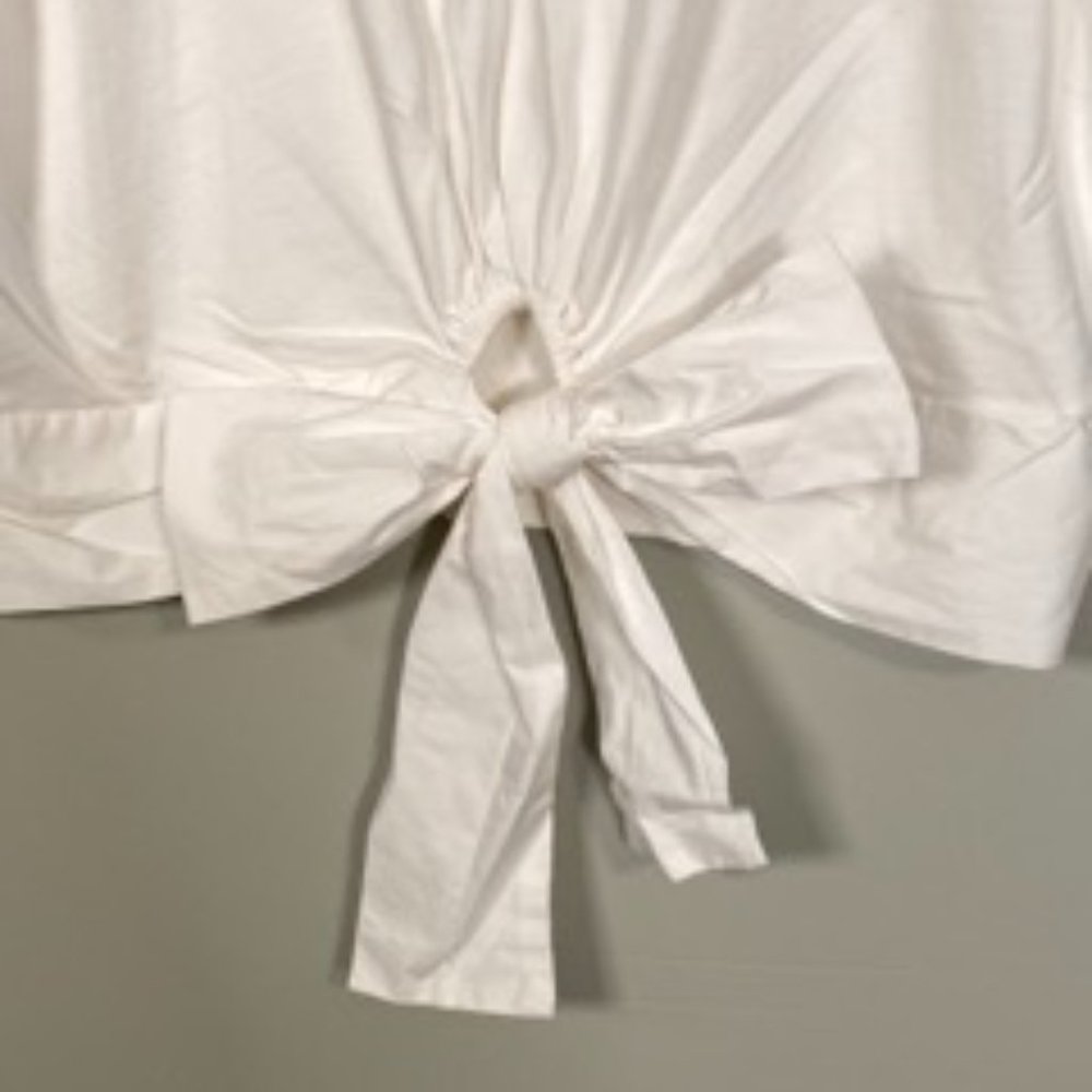 Cropped White Tee Classy Bow Detail On Back